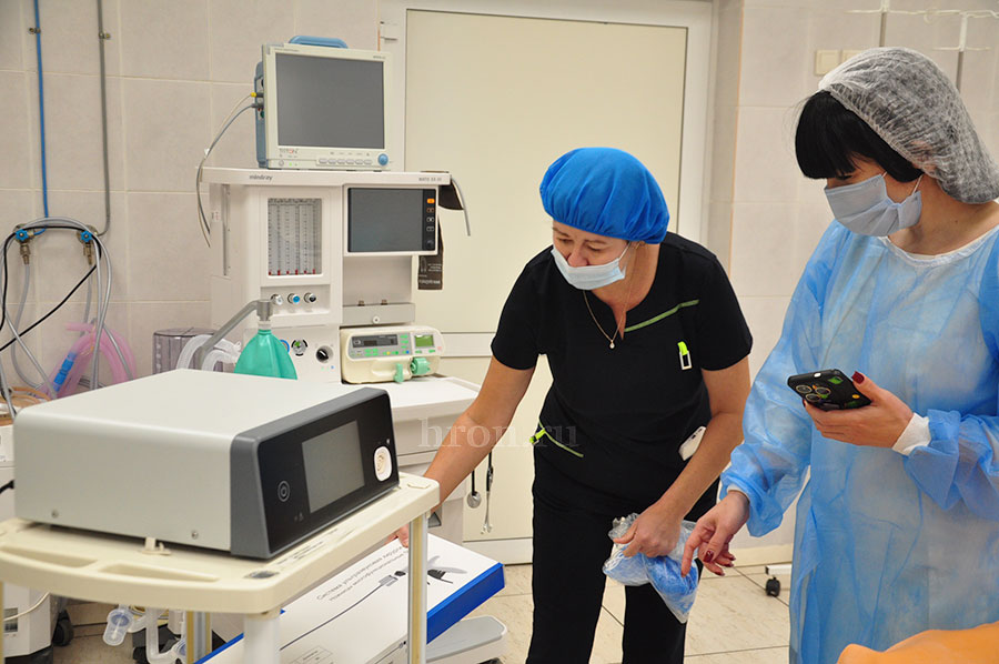 Вздохнули с облегчением. В больнице новый хирург и наркозно-дыхательные аппараты