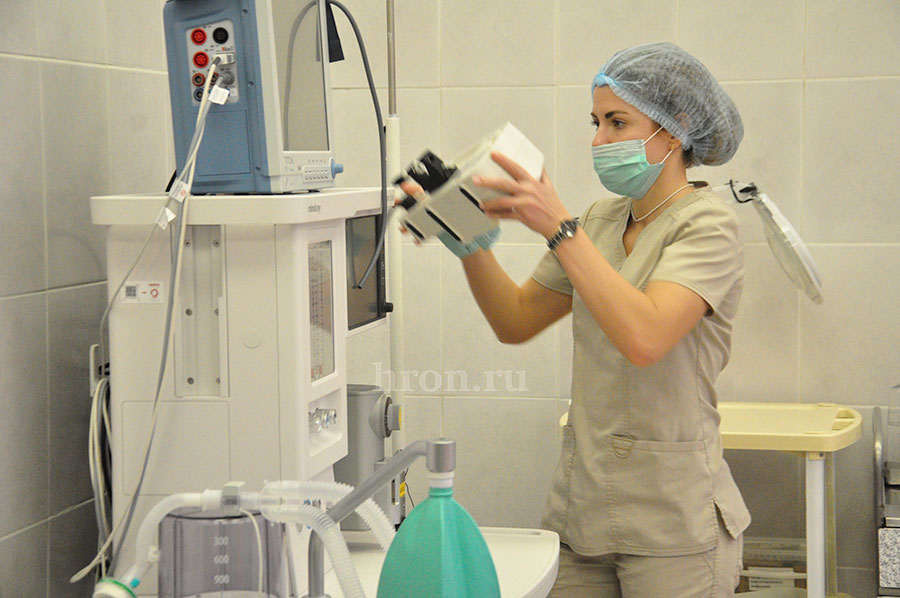 Вздохнули с облегчением. В больнице новый хирург и наркозно-дыхательные аппараты