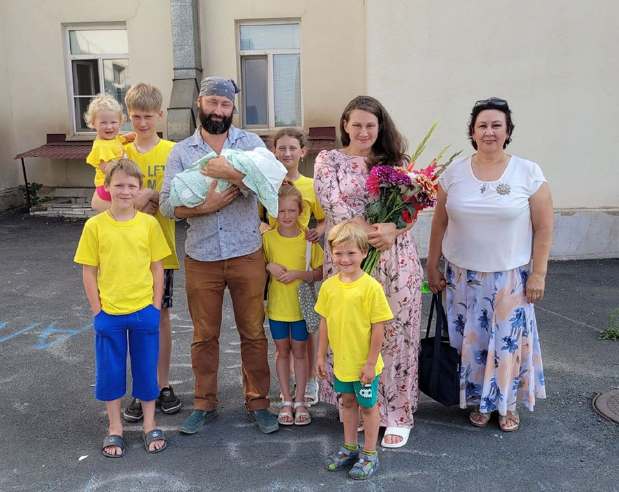 Детей семеро, кошелек один