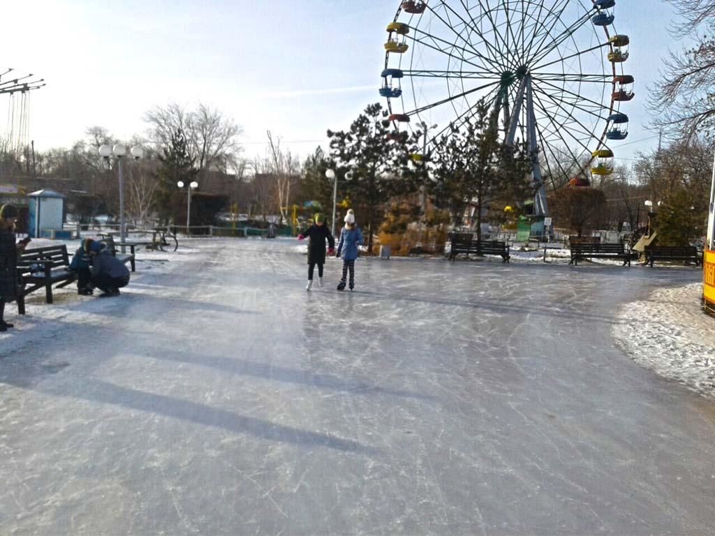 Городские катки зовут орчан на лед