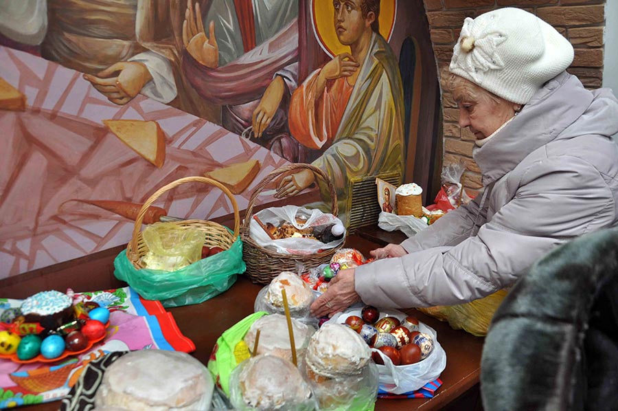 Пасхальной радостью наполнились сердца