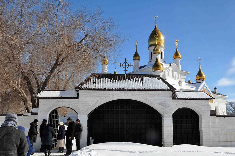 Пасхальной радостью наполнились сердца