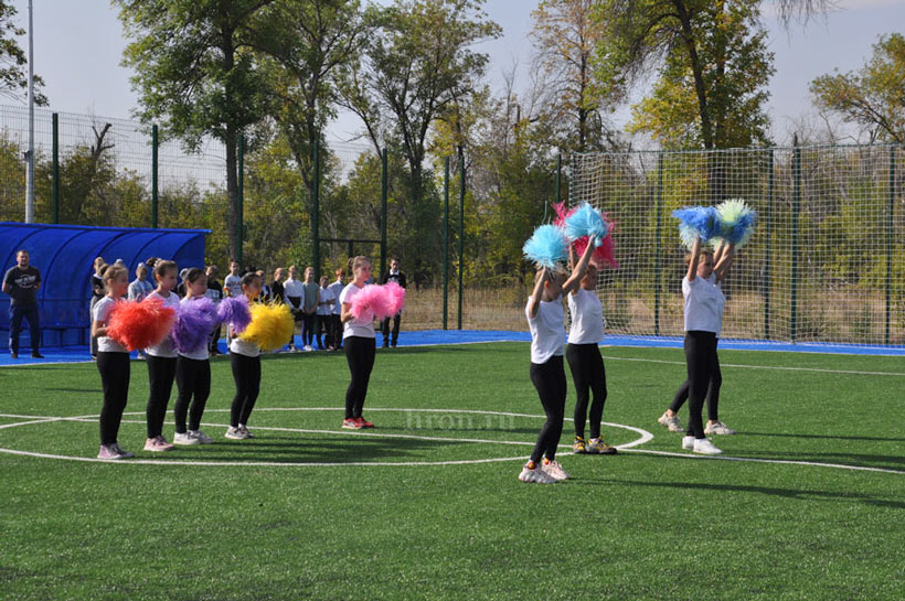 Никель накрыло футбольной волной