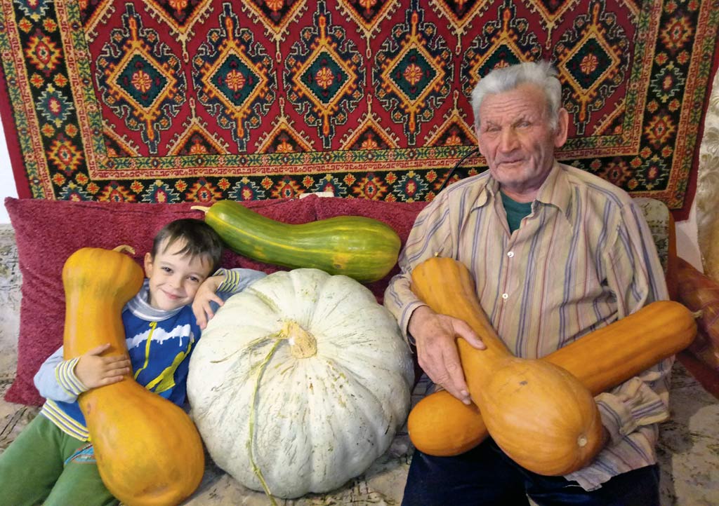 Фотоконкурс «Знай наших!» Урожай радует своими размерами