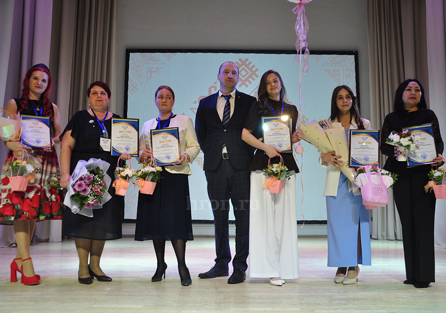 Молодые педагоги уверенно идут вперед, опытные не отстают