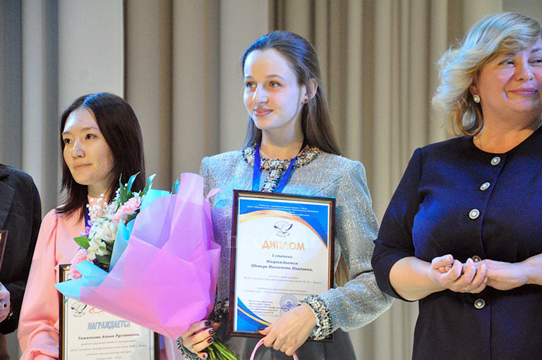 Интрига года. Молодые педагоги уверенно идут вперед, опытные не отстают