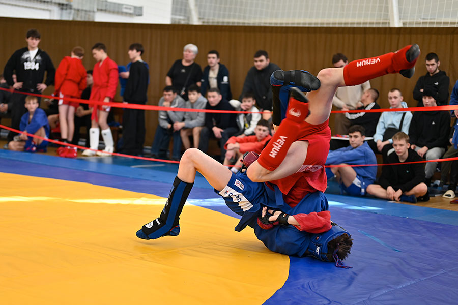 Полный контакт!