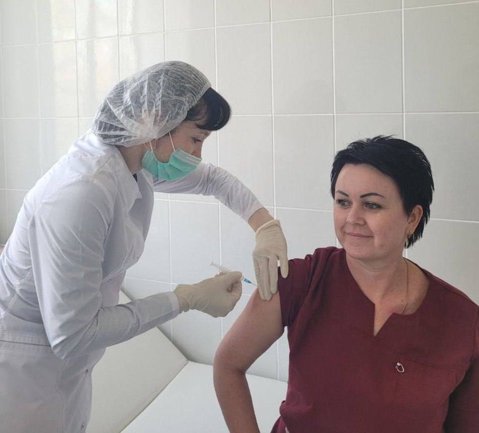 Прививка от гриппа: Оренбуржцы активно участвуют в вакцинации