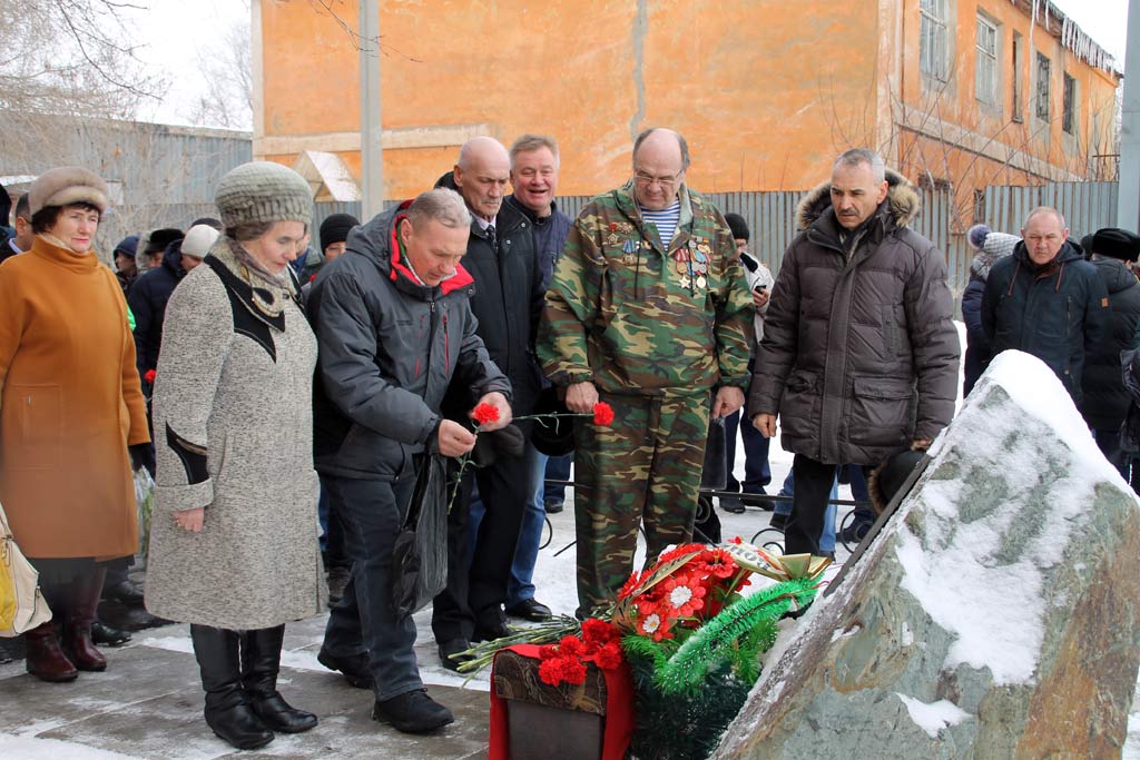 Проходят годы, но боль в сердце не затихает