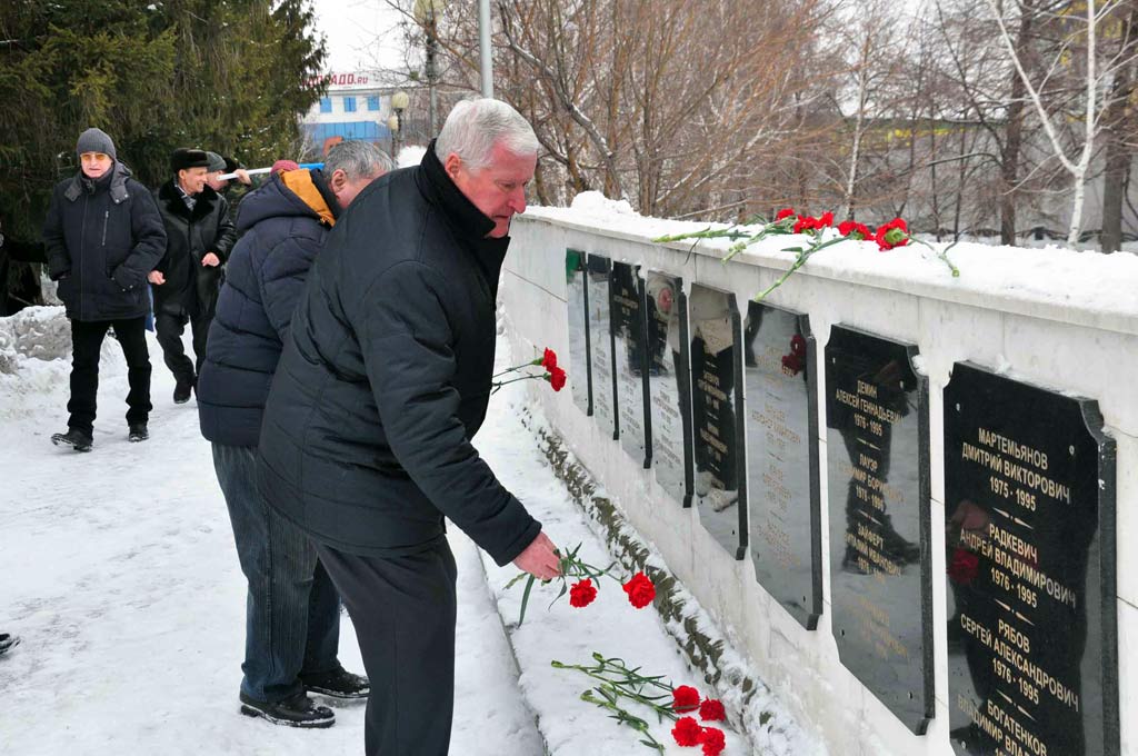 Проходят годы, но боль в сердце не затихает