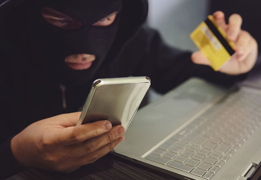 Телефонные мошенники обманули оренбуржцев на сумму свыше 6,5 миллионов рублей