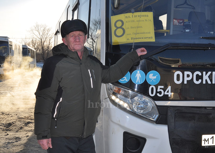 Спозаранку за баранкой