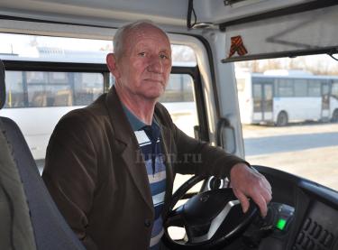 Спозаранку за баранкой