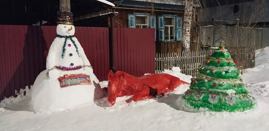 Как снежные мужики дрова кололи