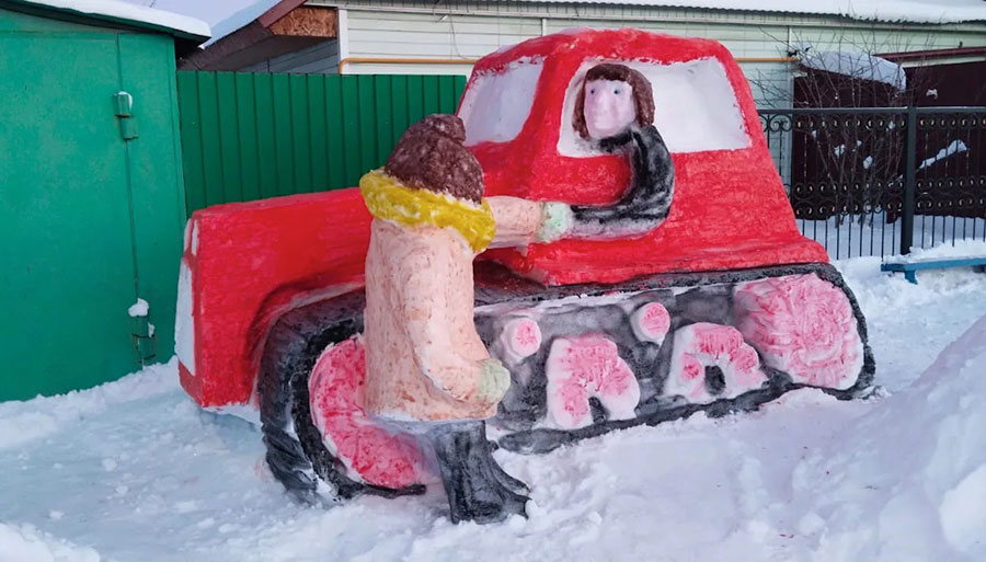 Как снежные мужики дрова кололи