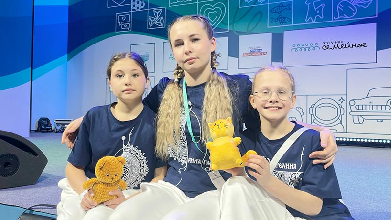 До Москвы рукой подать. Как орская семья покоряет новые высоты