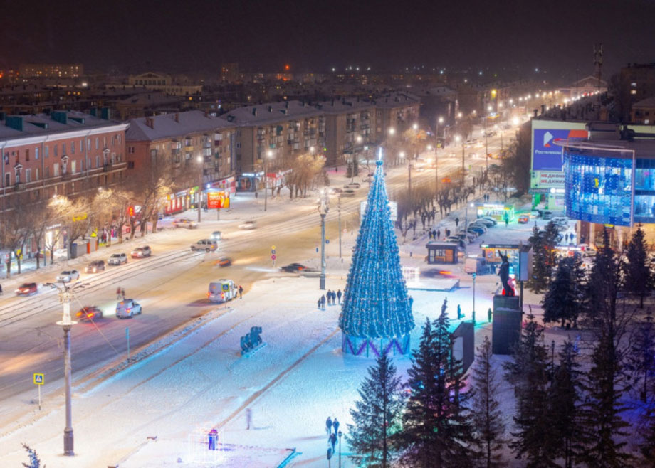 Новый год приближается – город наряжается