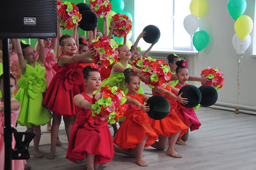 В геометрической прогрессии. После масштабного ремонта открыты два корпуса старейшей школы