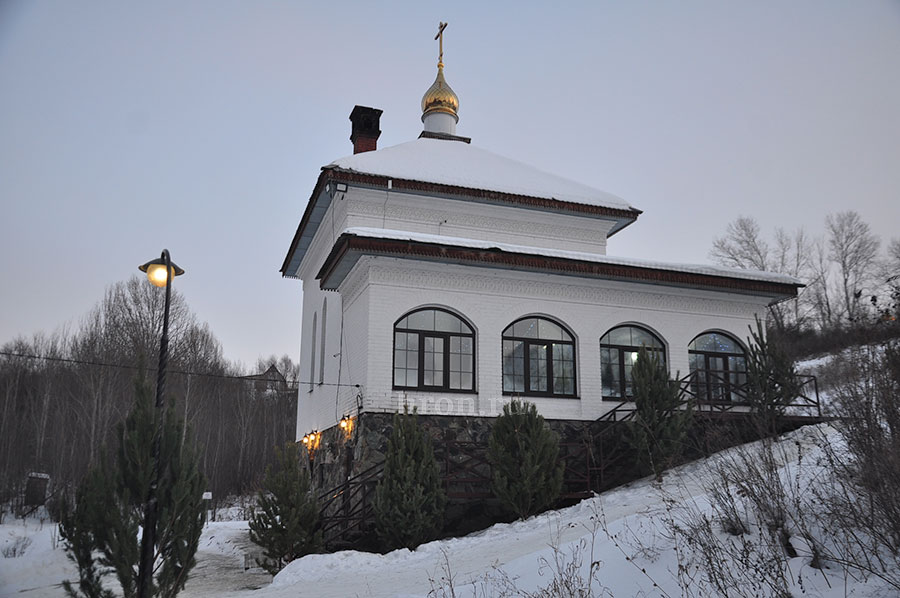 Кто в воду, кто за водой. Орчане отметили Крещение Господне