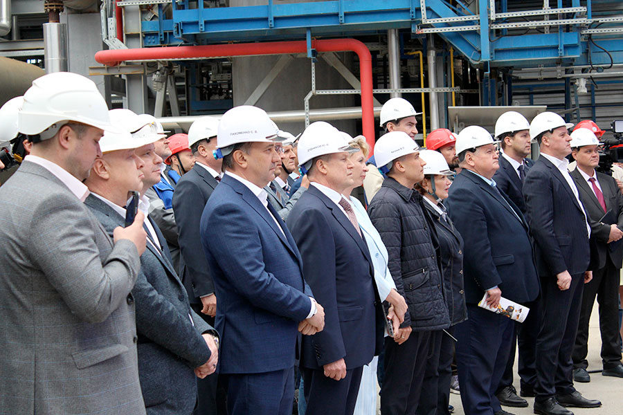 Герман Греф запустил установку на ПАО «Орскнефтеоргсинтез»