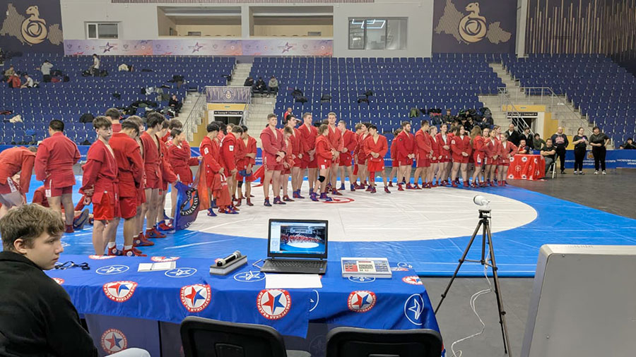 Самбисты выиграли путевку