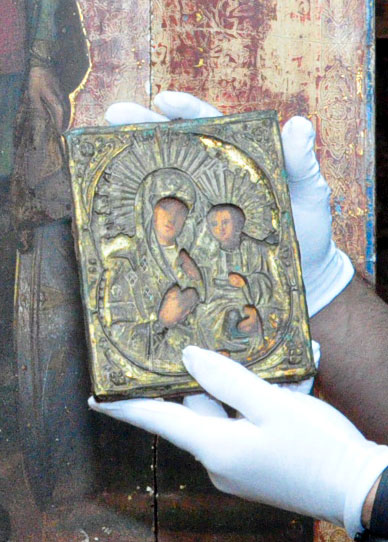 Спасти святые образа, или О том, как собирали коллекцию икон в краеведческом музее