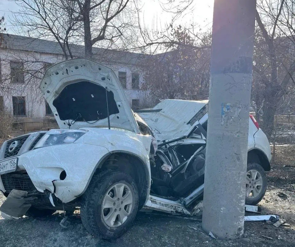 Водитель погиб, врезавшись в опору ЛЭП