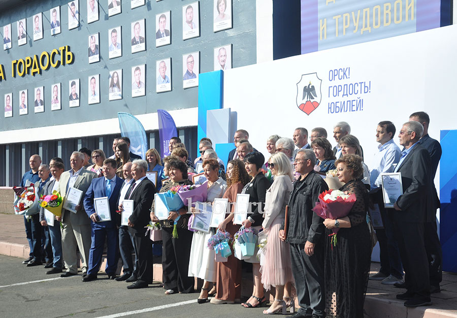 Время первых. На городской Доске почета – новые лица