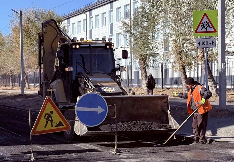 Полным ходом. Дорожники стараются выполнить работы в преддверии зимы
