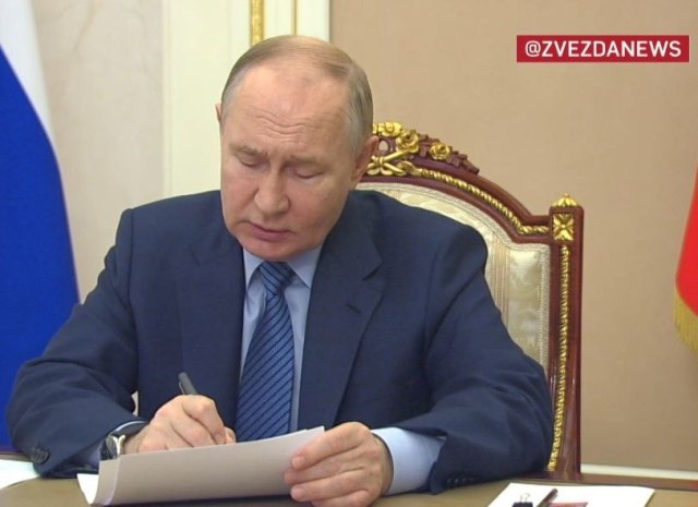 «Что так мало-то?»: Путин удивился количеству оренбуржцев, получивших выплаты за паводок