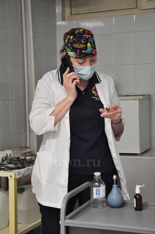 Ювелир в белом халате. О том, как доктор Смирнова удаляла пулю из головы