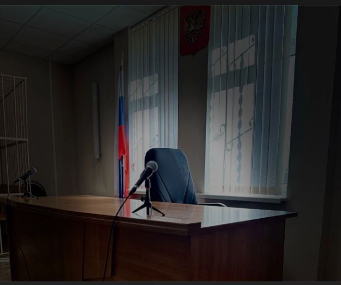 Суд запретил посещать массовые мероприятия