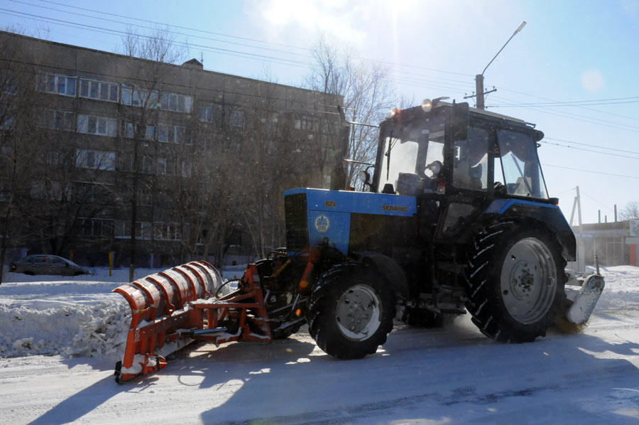 Техника уходит в ночь