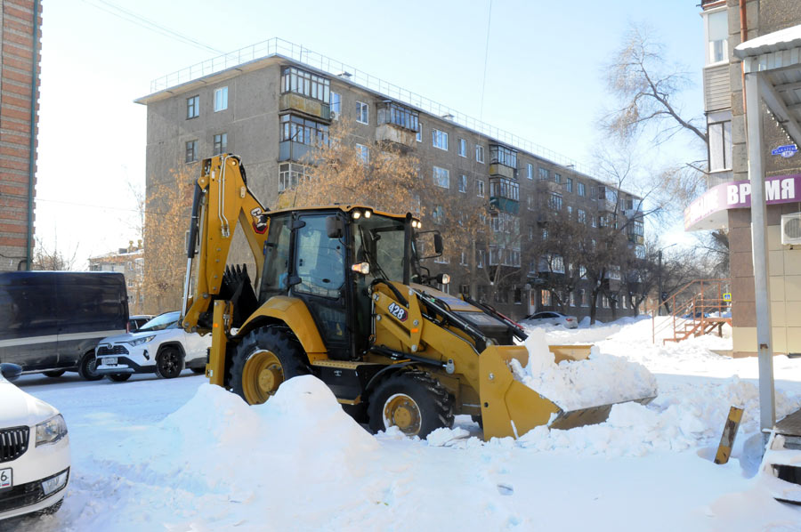 Техника уходит в ночь