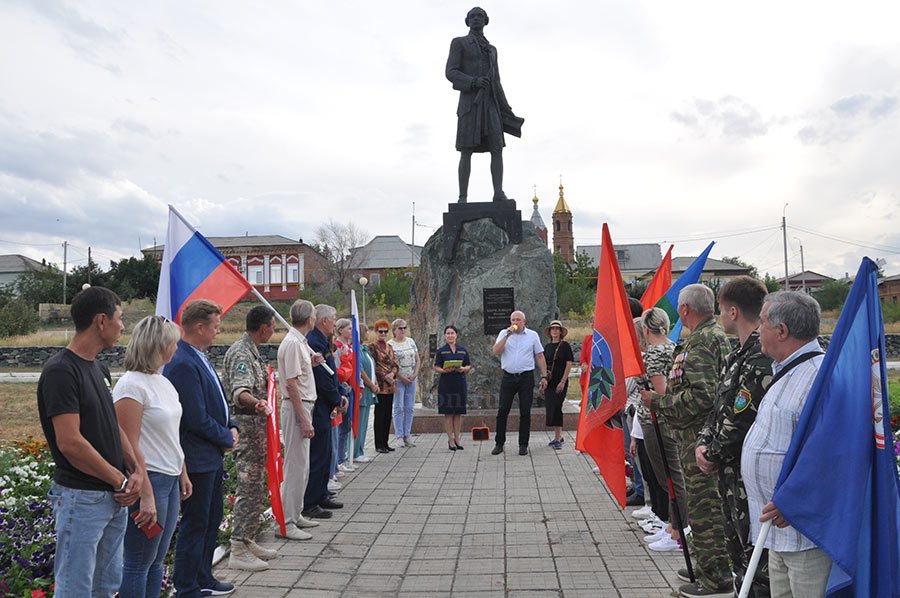 Автоколонной — из одной части города в другую