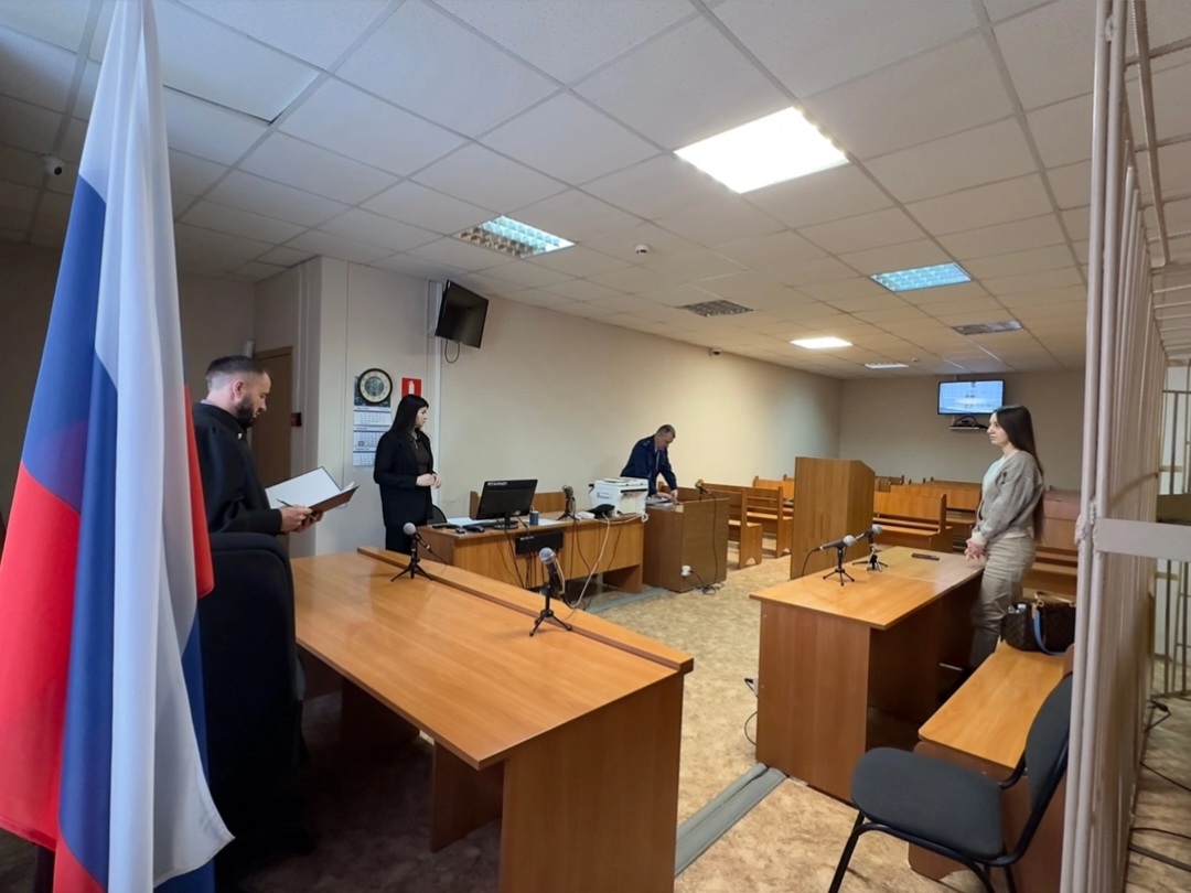 Суд вынес приговор «закладчице», перевозившей наркотики в пакете из-под собачьего корма