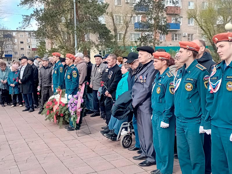 Их никто не спрашивал