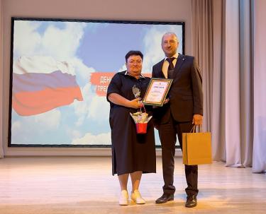 Чеснок заготавливает впрок