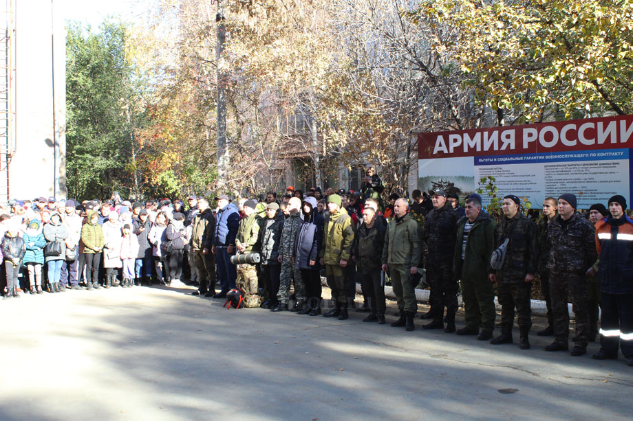 Группу из 42 орчан проводили на боевое слаживание