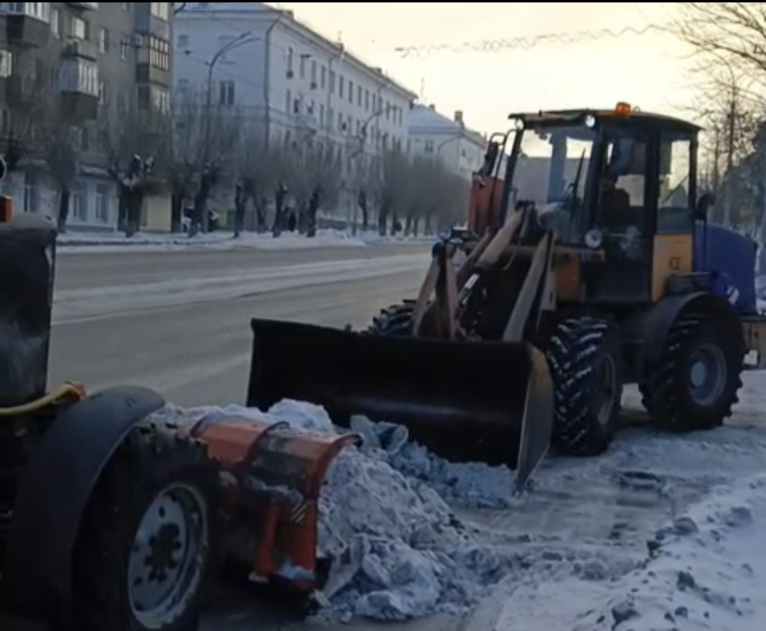 Зачем зимой город превращается в страну пирамид?