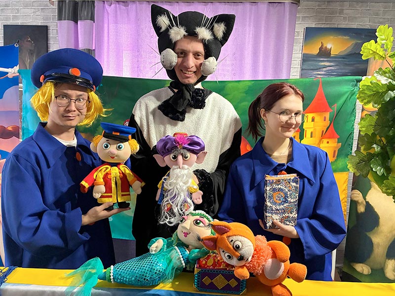 Хозяйка кукольного царства