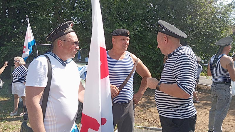 Подлодка в степи? Да легко!