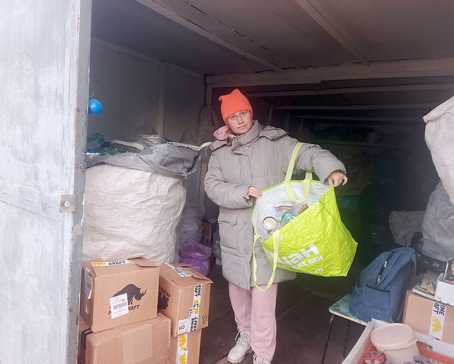 Собирай по бутылке – наберешь мешок. Эковолонтеры о секретах и проблемах раздельного сбора мусора