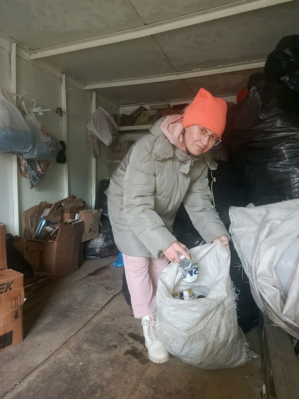 Собирай по бутылке – наберешь мешок. Эковолонтеры о секретах и проблемах раздельного сбора мусора