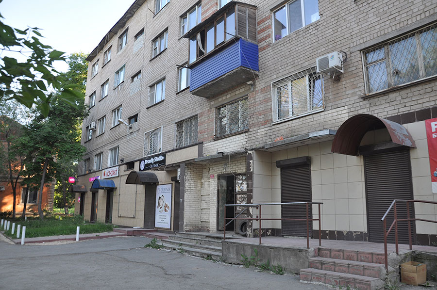 Под крышей дома твоего… В общежитии на улице Станиславского рухнула стена и провалился пол