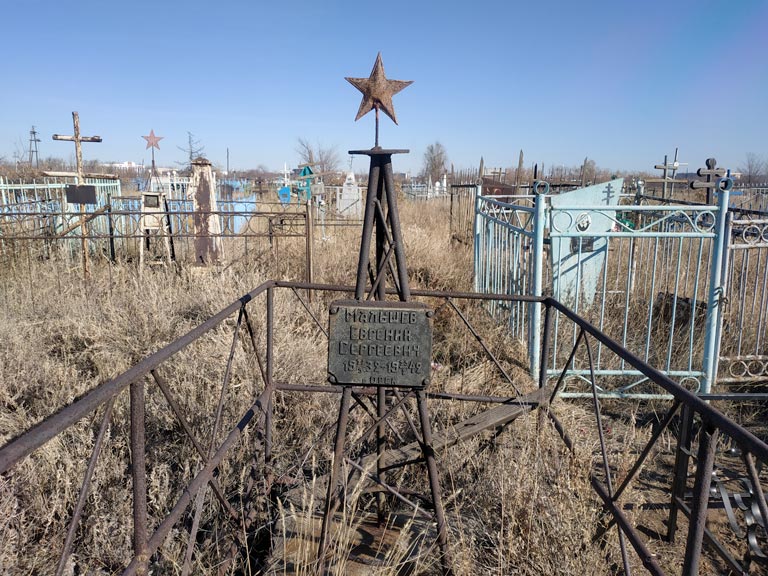 Без звезд и без памяти. Солдаты, умершие в госпиталях, остались за сквером Славы