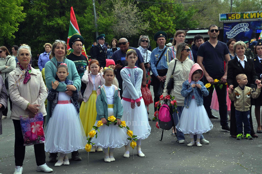 Праздники два. Буланаш 1/2 праздник.