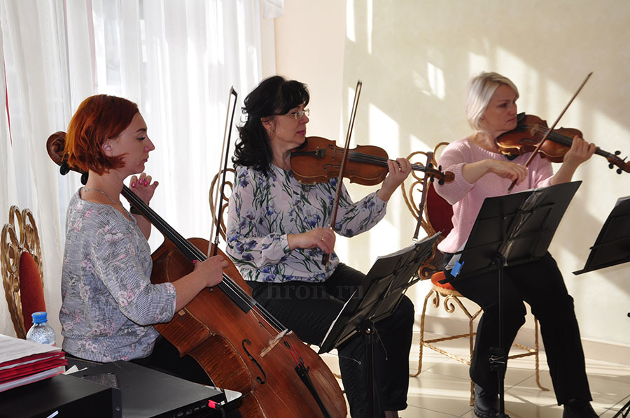 Золото, а не семья!