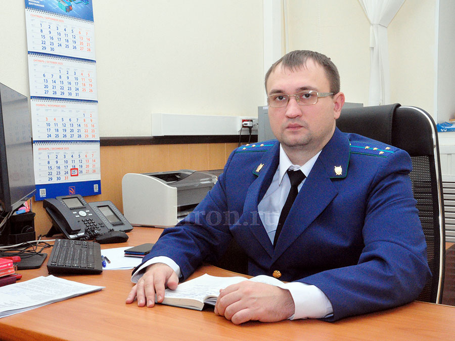 Детективная история